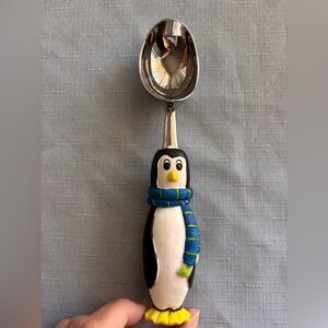 Joie de vivre Penguin Ice Cream Scoop 7 Inch hand painted